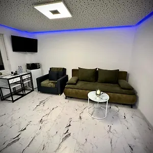 Aparthotel Deluxe - ' Andrei 2 ' - Neu In, Neuburg an Der Donau